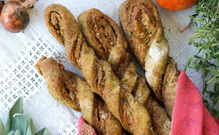 Herby Wholegrain Cheese Sticks - Truefoodsblog