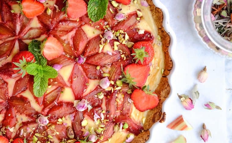 Rhubarb Cheesecake - Truefoodsblog