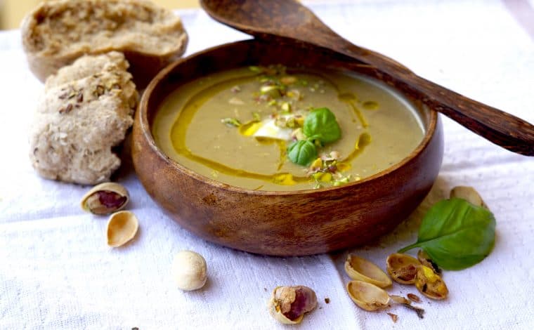 Cauliflower soup special - Autumn soup time by Truefoodsblog 5