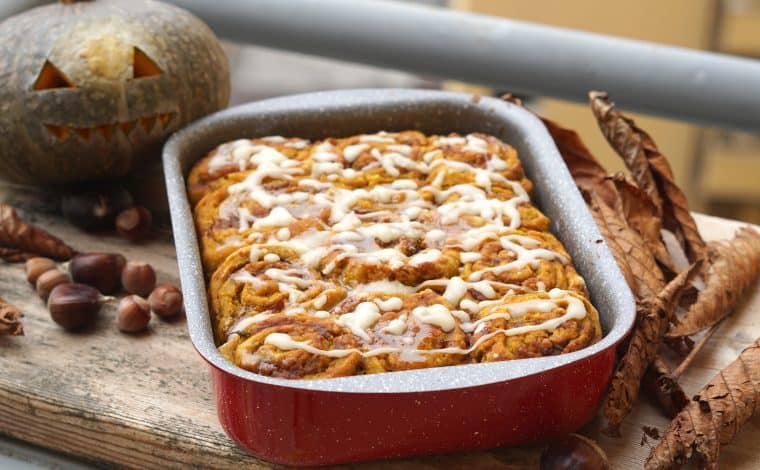 Vegan Pumpkin-Cinnamon-Chestnut Rolls by Truefoodsblog 11