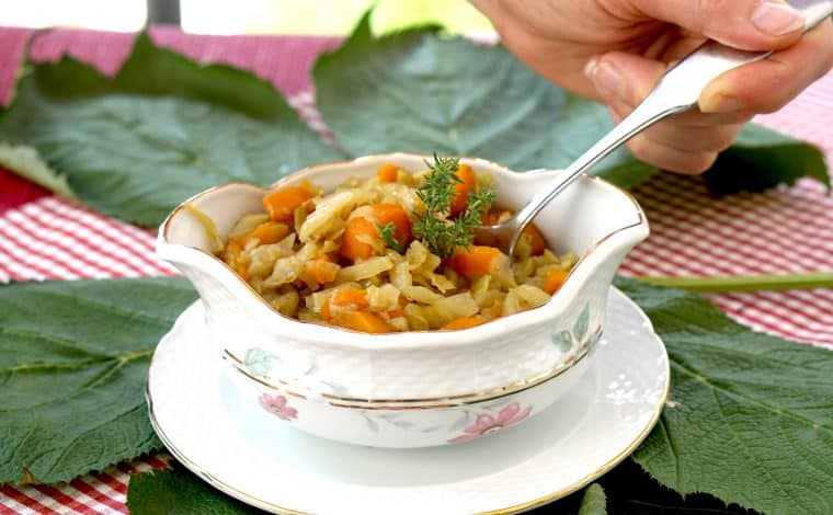 White cabbage stew with carrotes - Regional Autumn recipe by Truefoodsblog 7